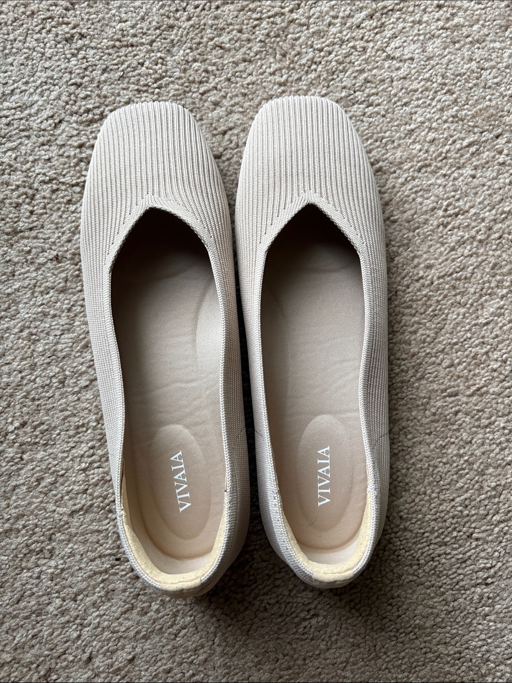 VIVAIA Margot 2.0 Square-Toe V-Cut Flats